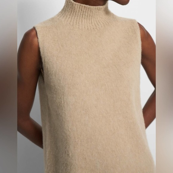 Theory Turtleneck Sweater Vest Brushed Wool (size S) - Picture 4 of 9